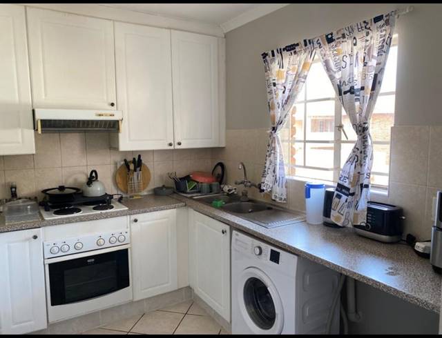 2 BEDROOM APARTMENT FOR SALE IN AMBERFIELD